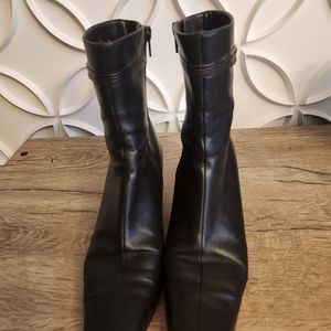 Black Ankle Boots Leather with metal details- Salvatore Ferragamo,  size 9 2A